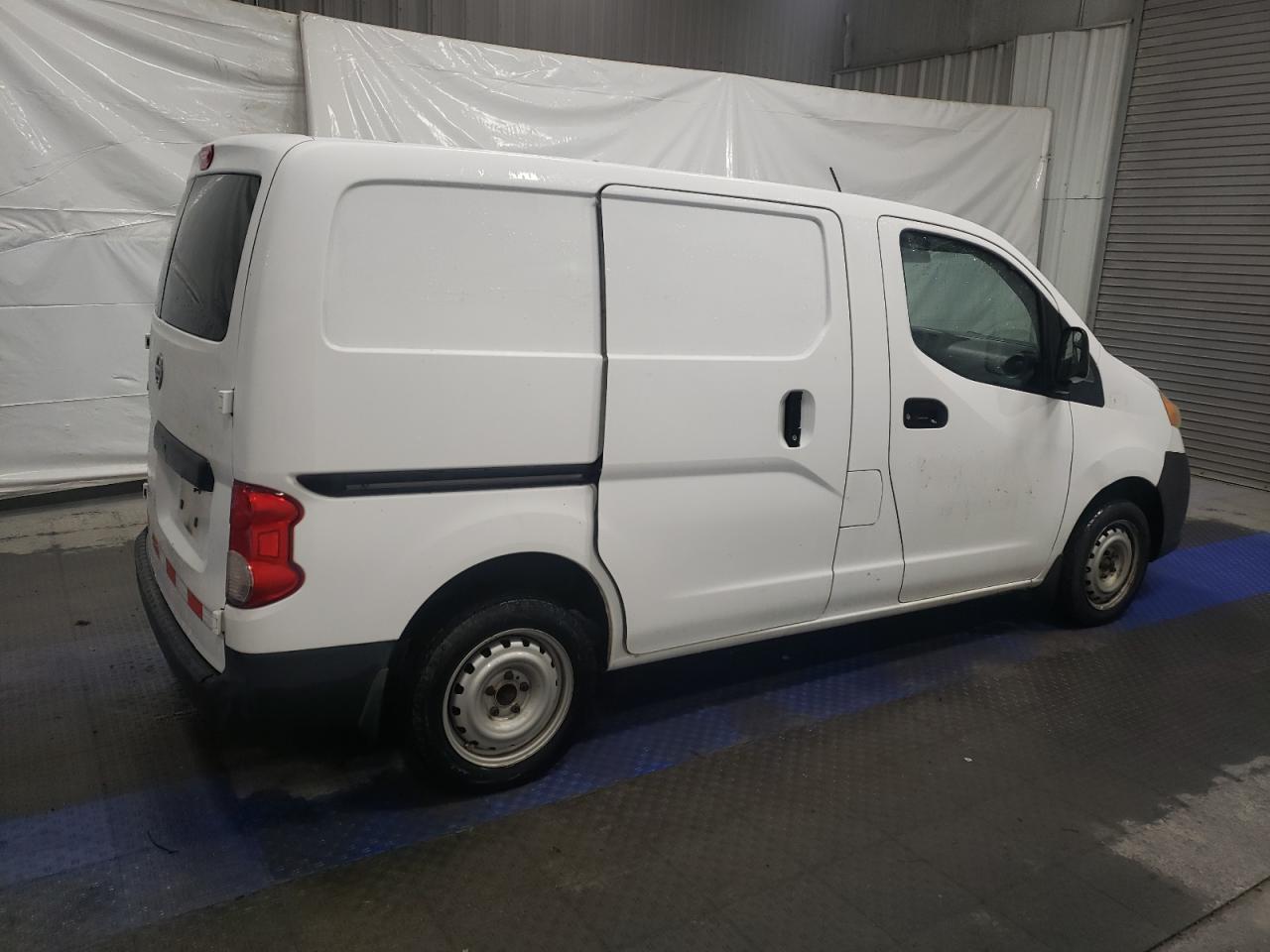 2017 Nissan NV - Image 3