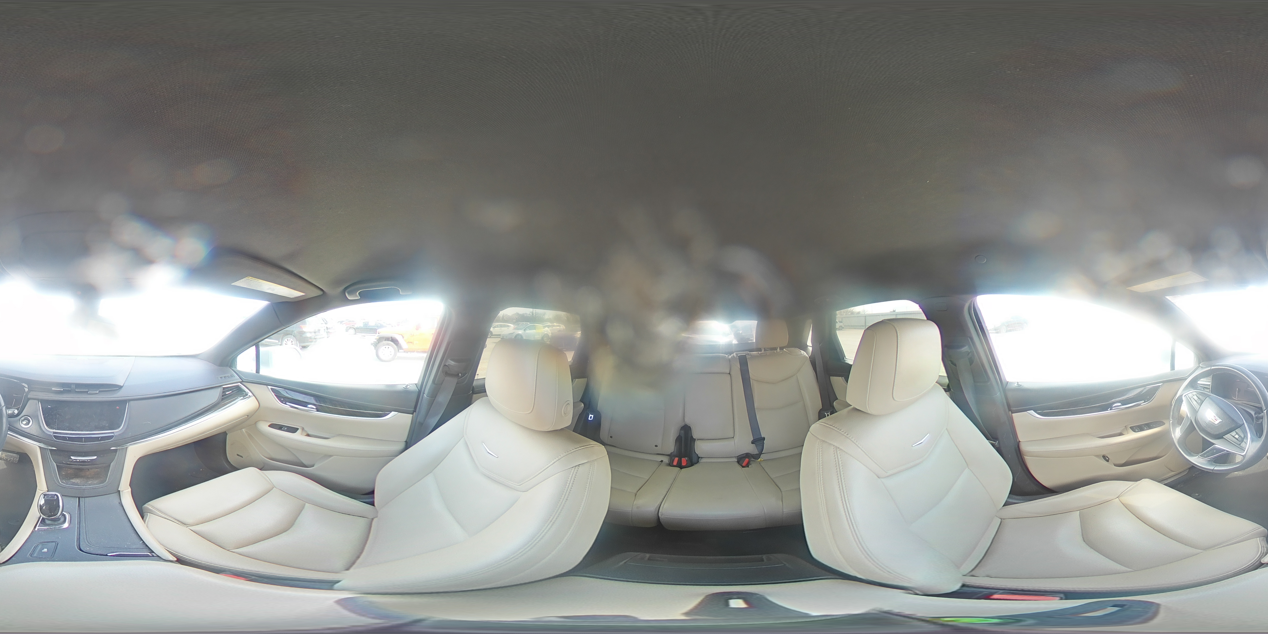 2018 Cadillac XT5 - Image 14