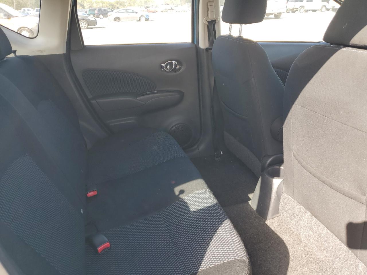 2015 Nissan Versa - Image 11