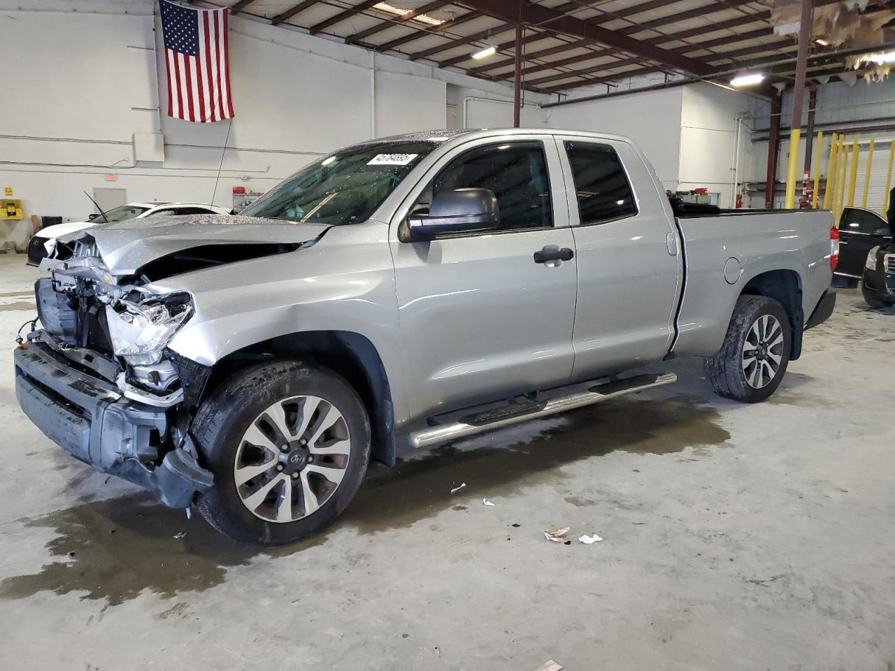 2015 Toyota Tundra - Image 1