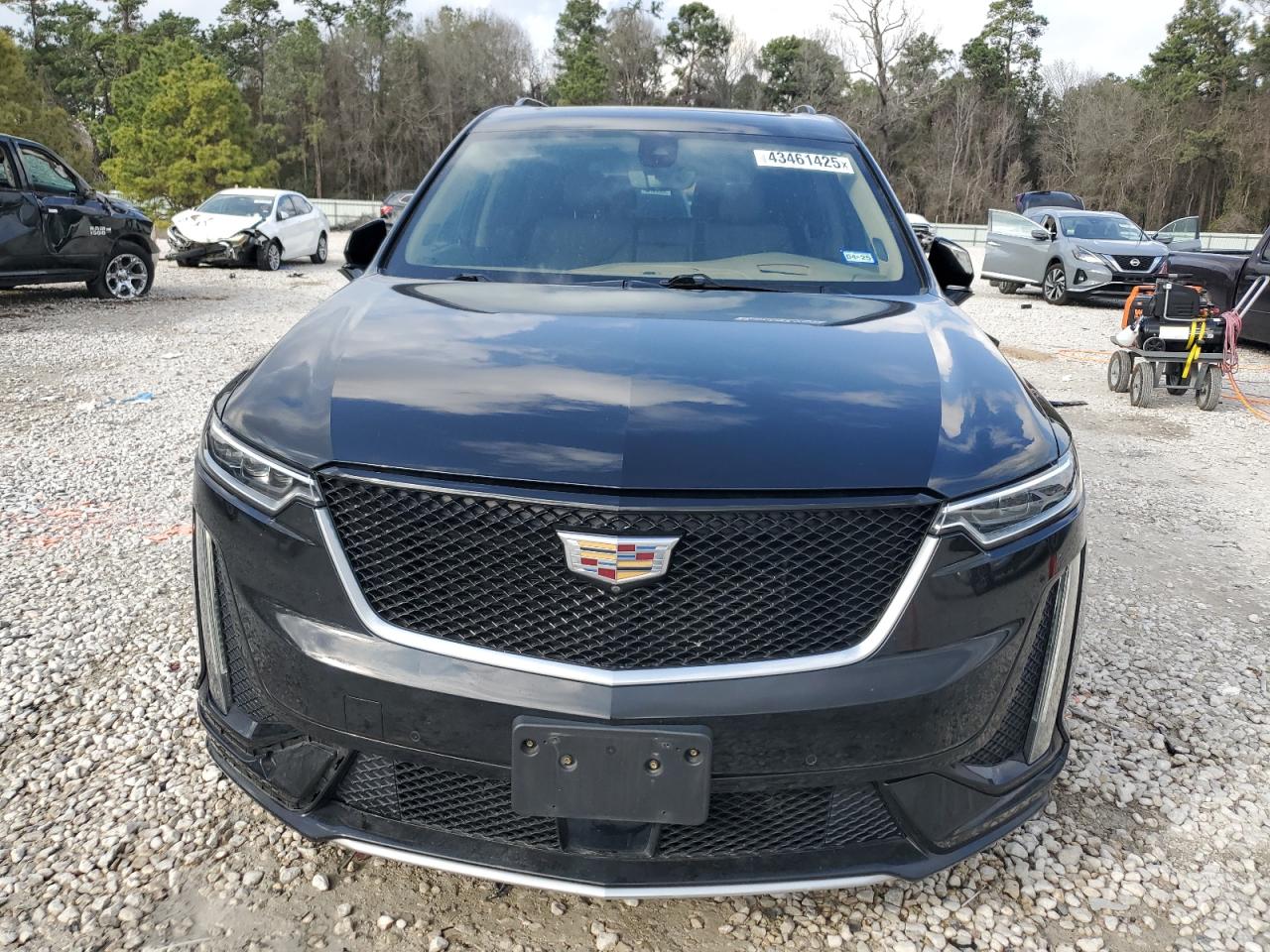 2020 Cadillac XT6 - Image 5