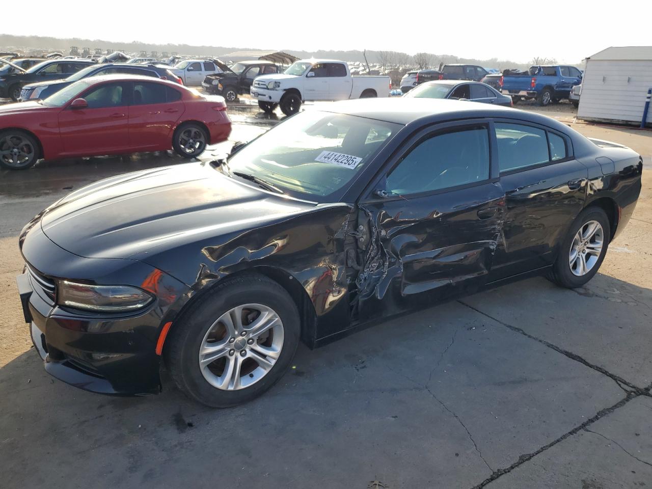 2015 Dodge Charger Se for Sale in Grand Prairie, TX - Side