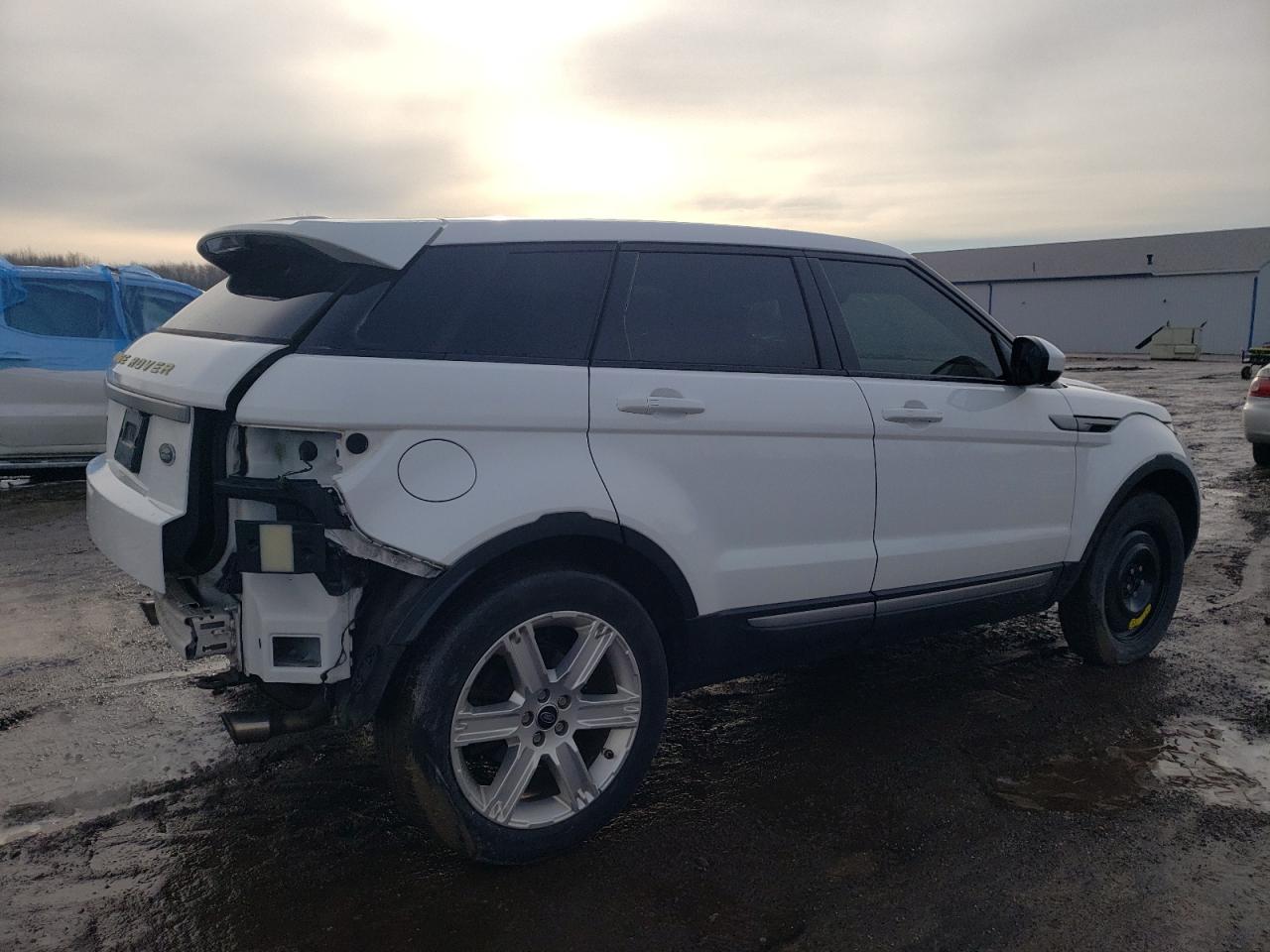 2014 Land Rover Range Rover - Image 3