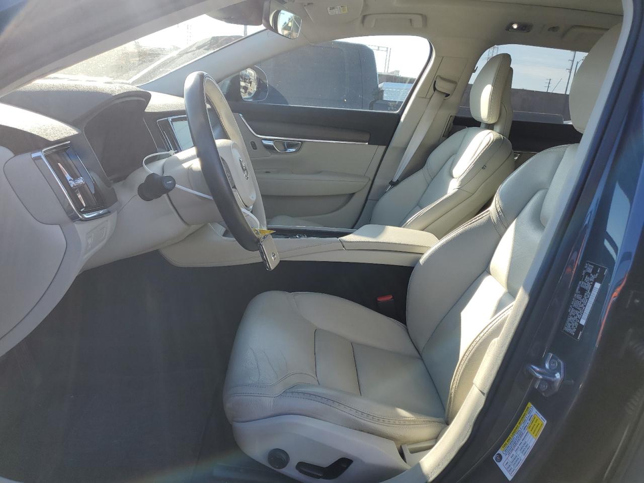 2018 Volvo V90 - Image 7