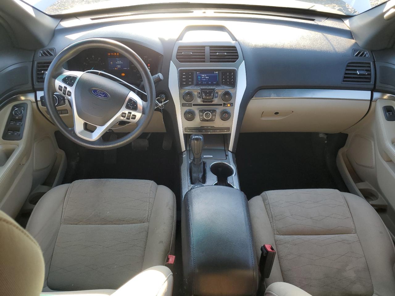 2015 Ford Explorer - Image 8