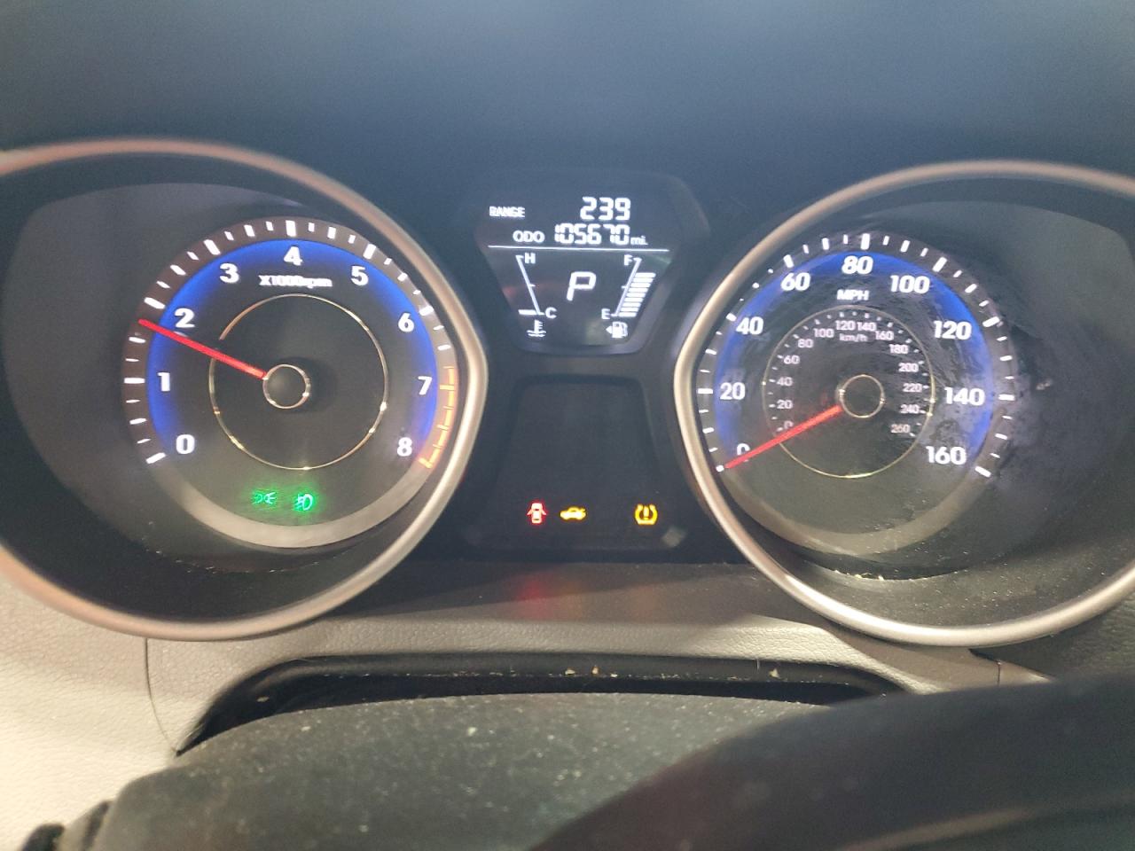 2012 Hyundai Elantra - Image 9