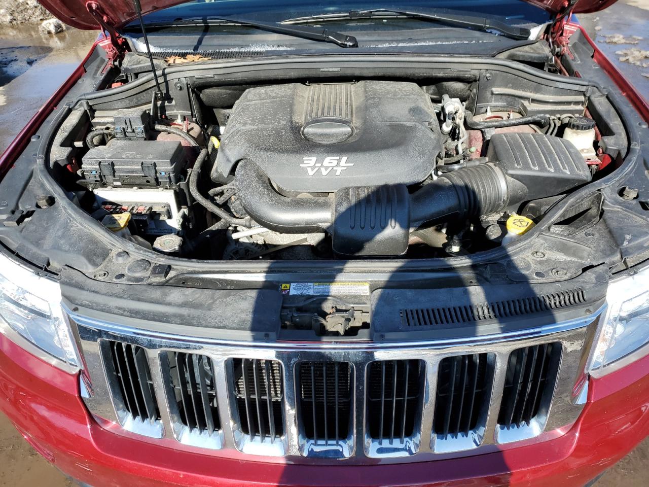 2012 Jeep Grand Cherokee - Image 12