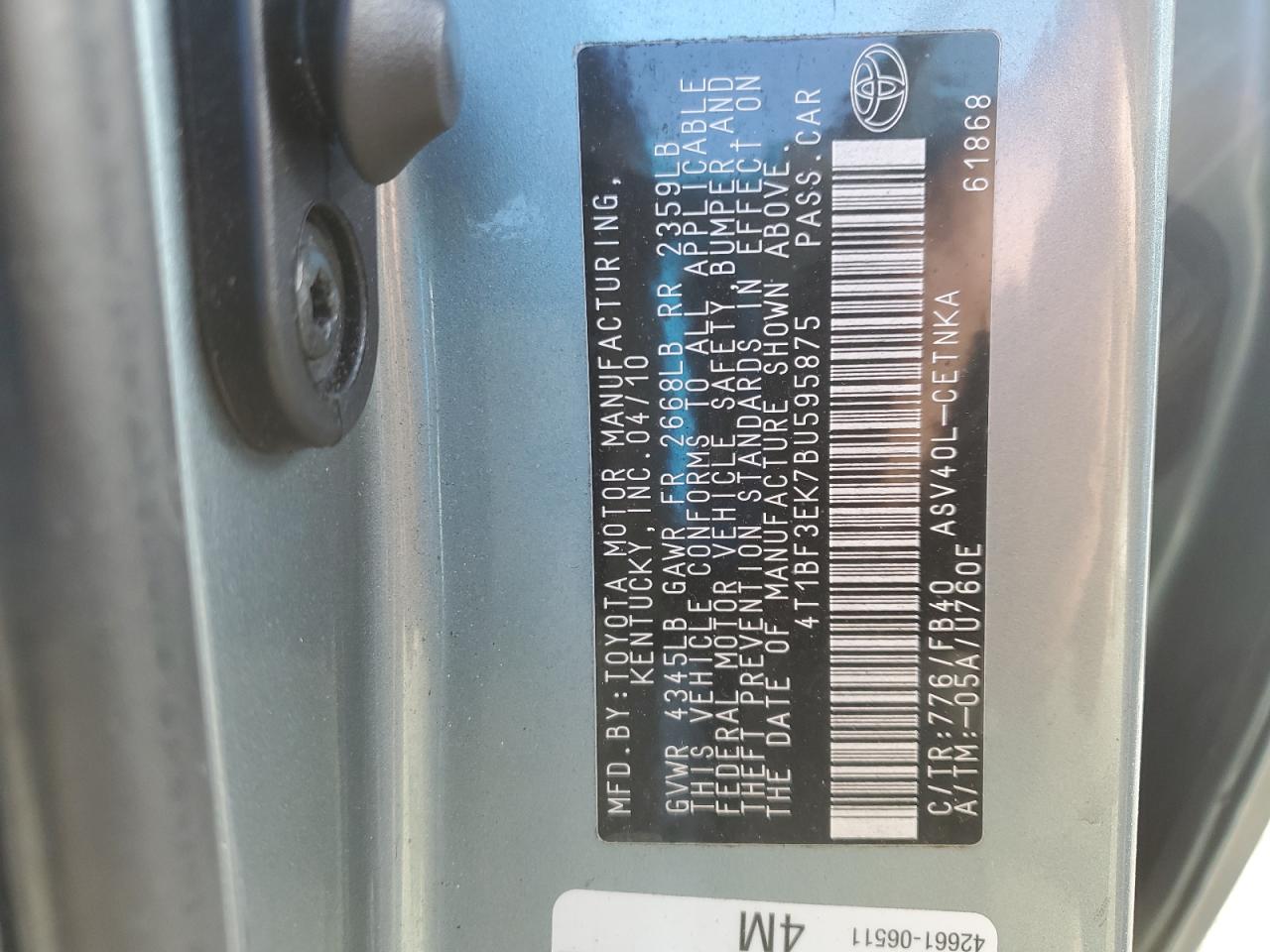 2011 Toyota Camry - Image 12