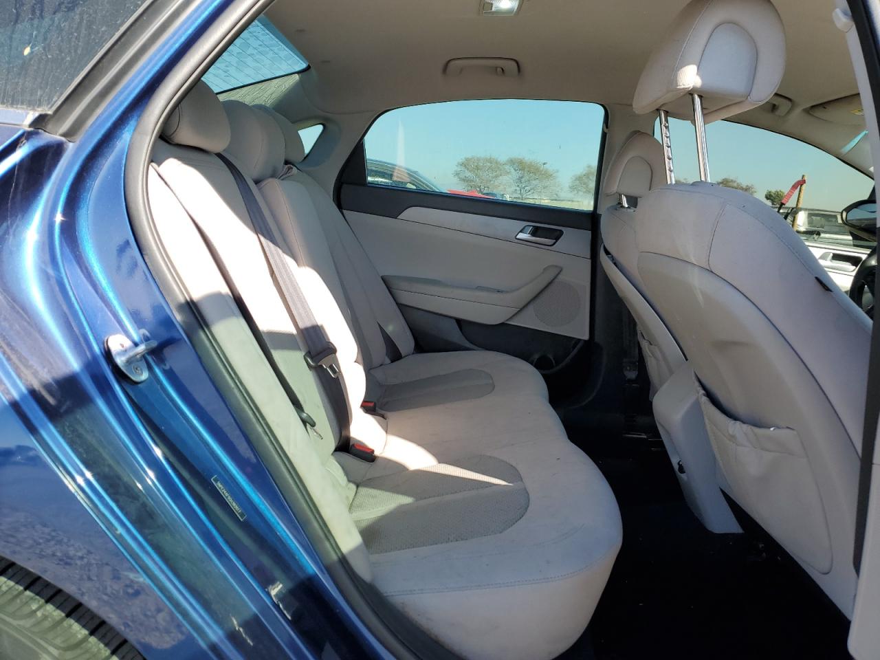 2016 Hyundai Sonata - Image 10