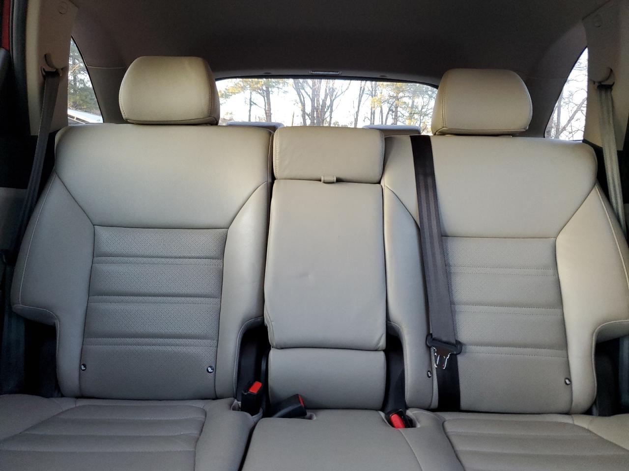2016 Kia Sorento - Image 10