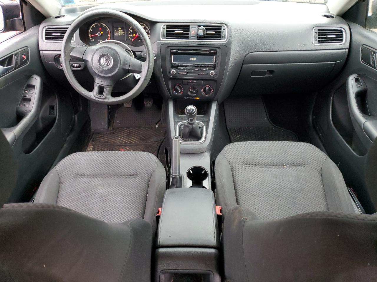 2014 Volkswagen Jetta - Image 8