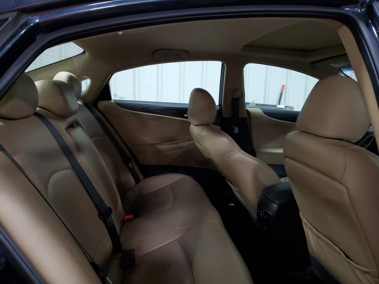 2013 Hyundai Sonata - Image 10
