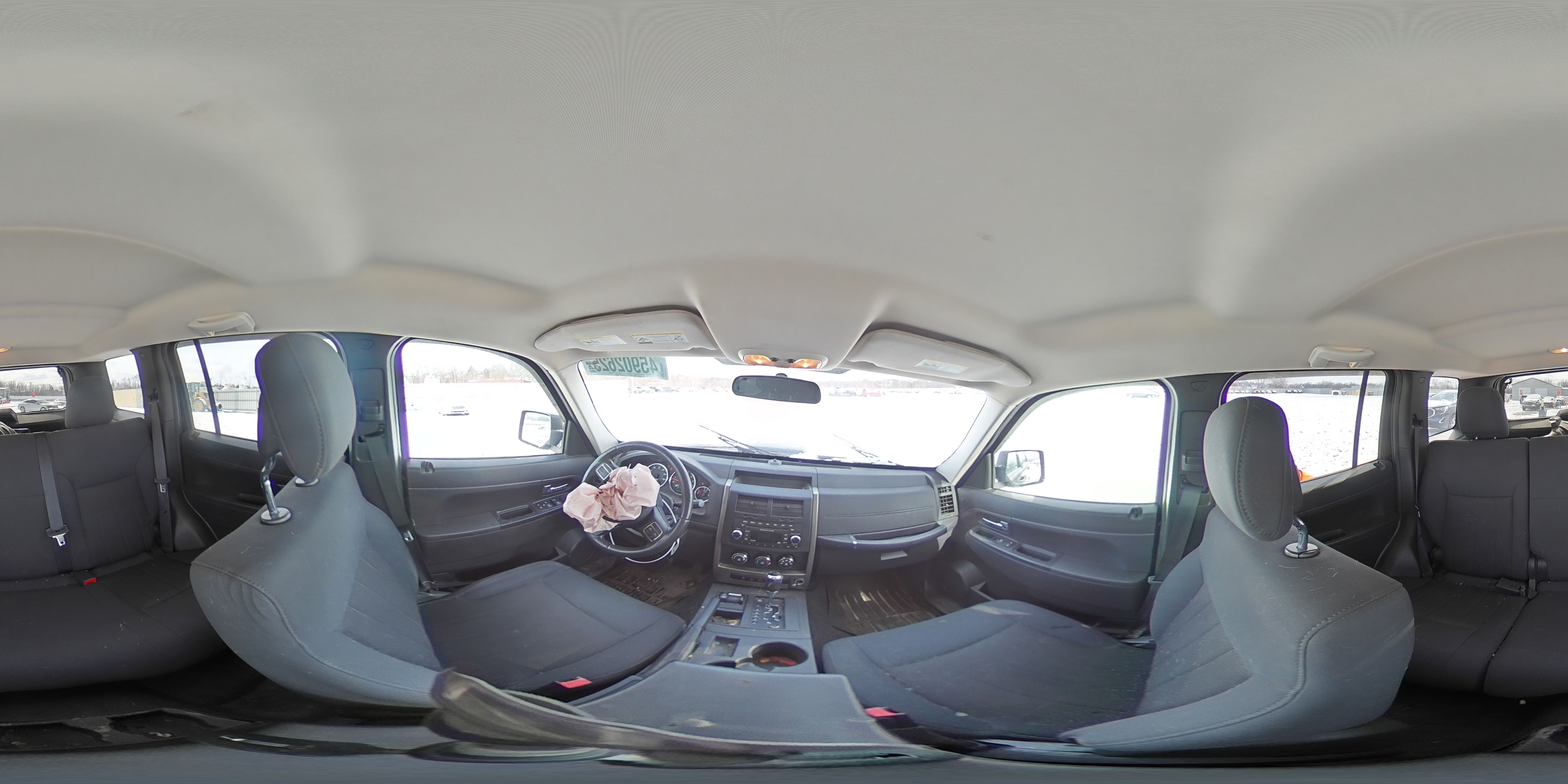 2012 Jeep Liberty (North America) - Image 13