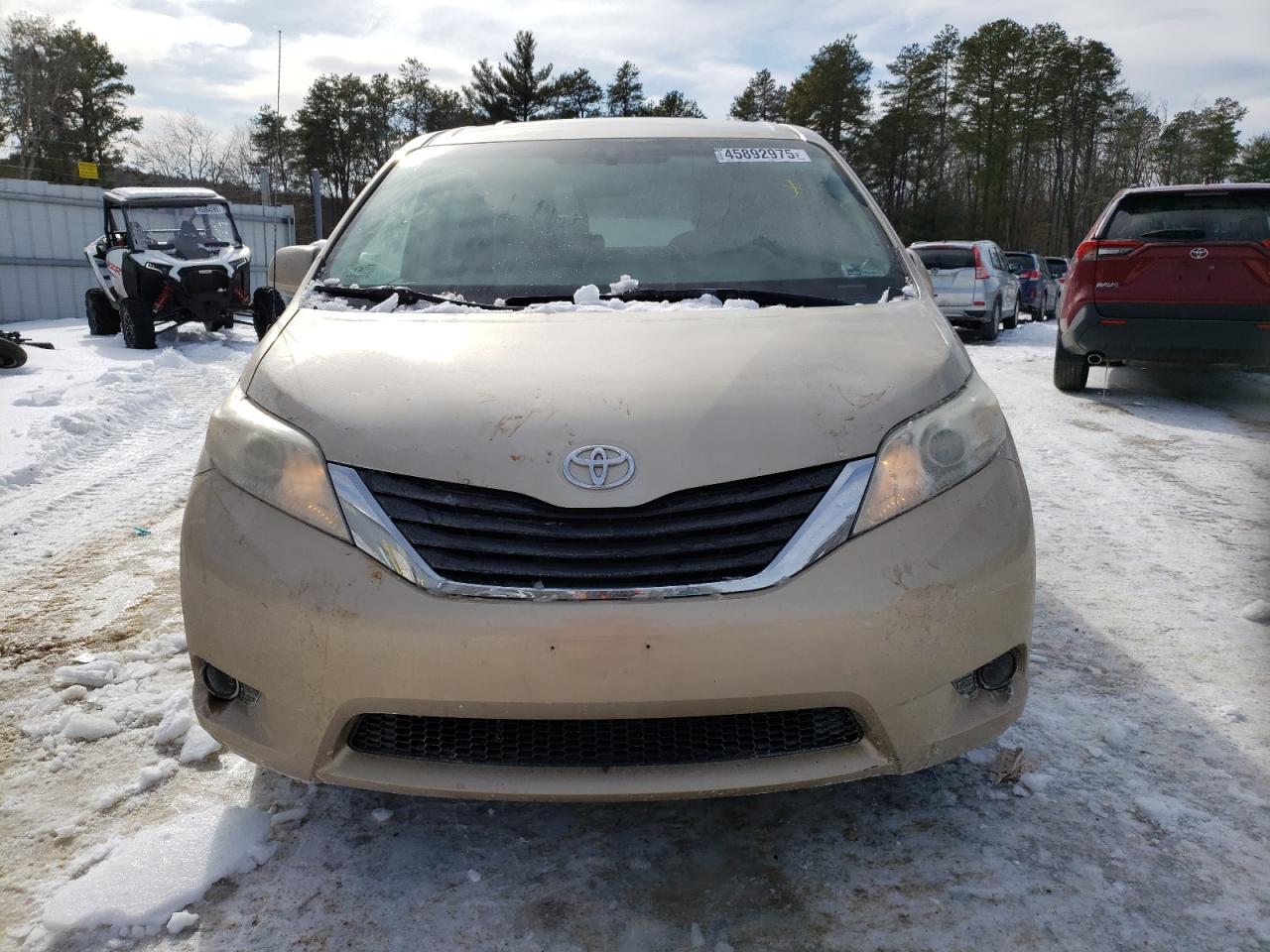 2013 Toyota Sienna - Image 5