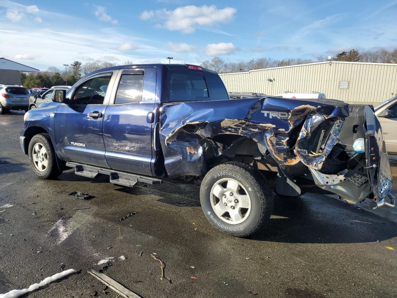 2010 Toyota Tundra - Image 2