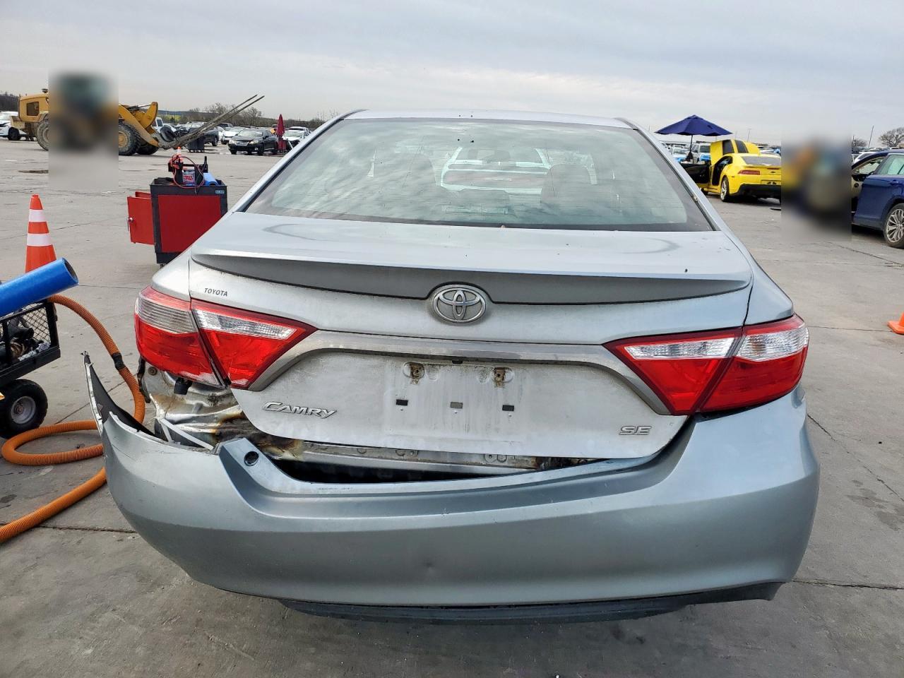 2017 Toyota Camry - Image 6