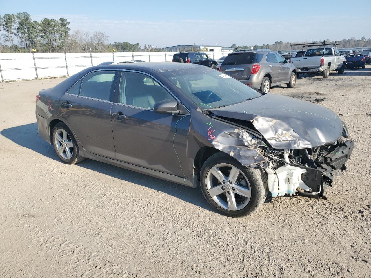 2014 Toyota Camry - Image 4