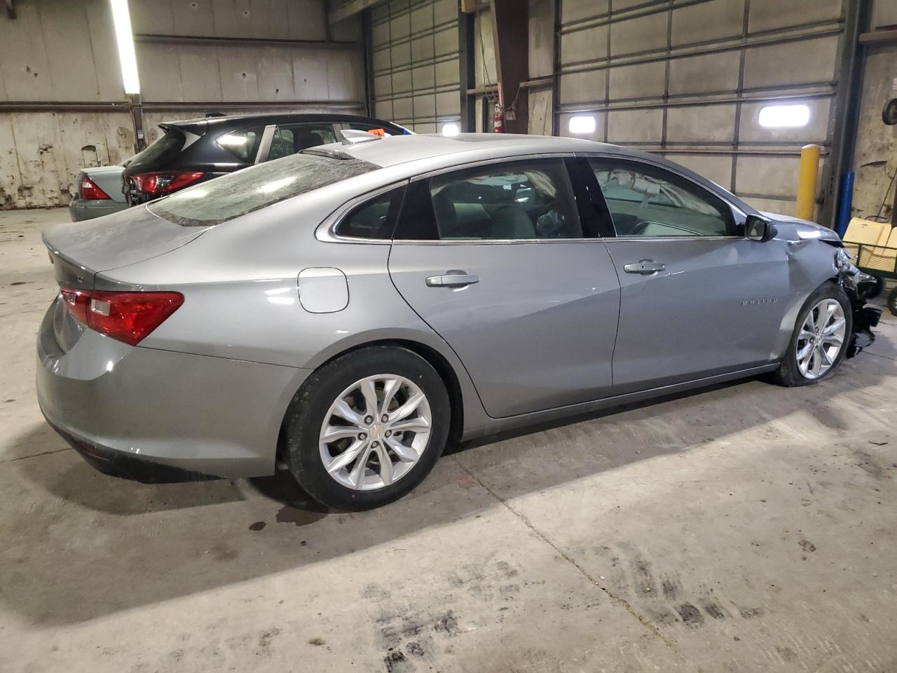 2023 Chevrolet Malibu - Image 3