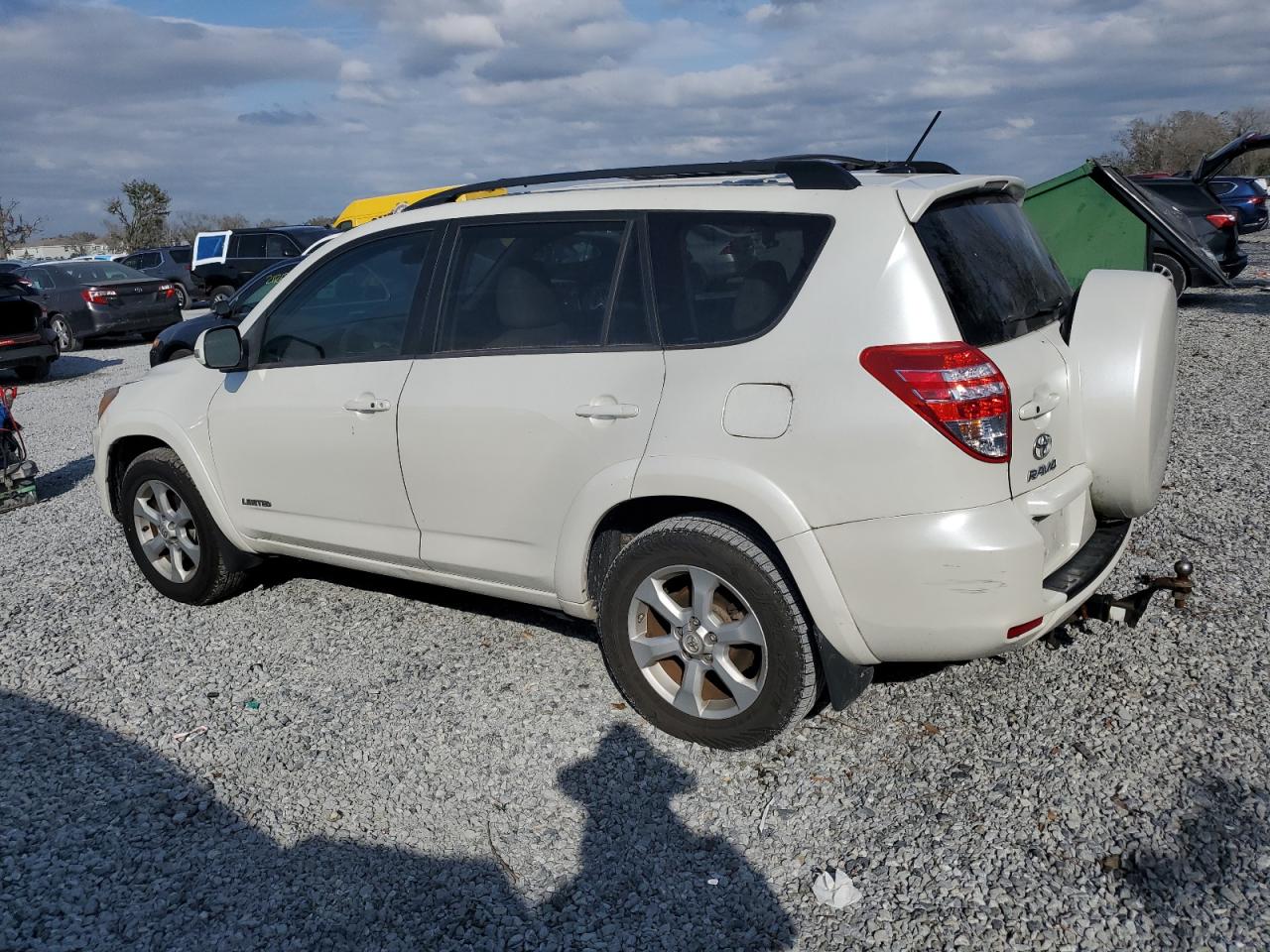 2011 Toyota RAV 4 - Image 2