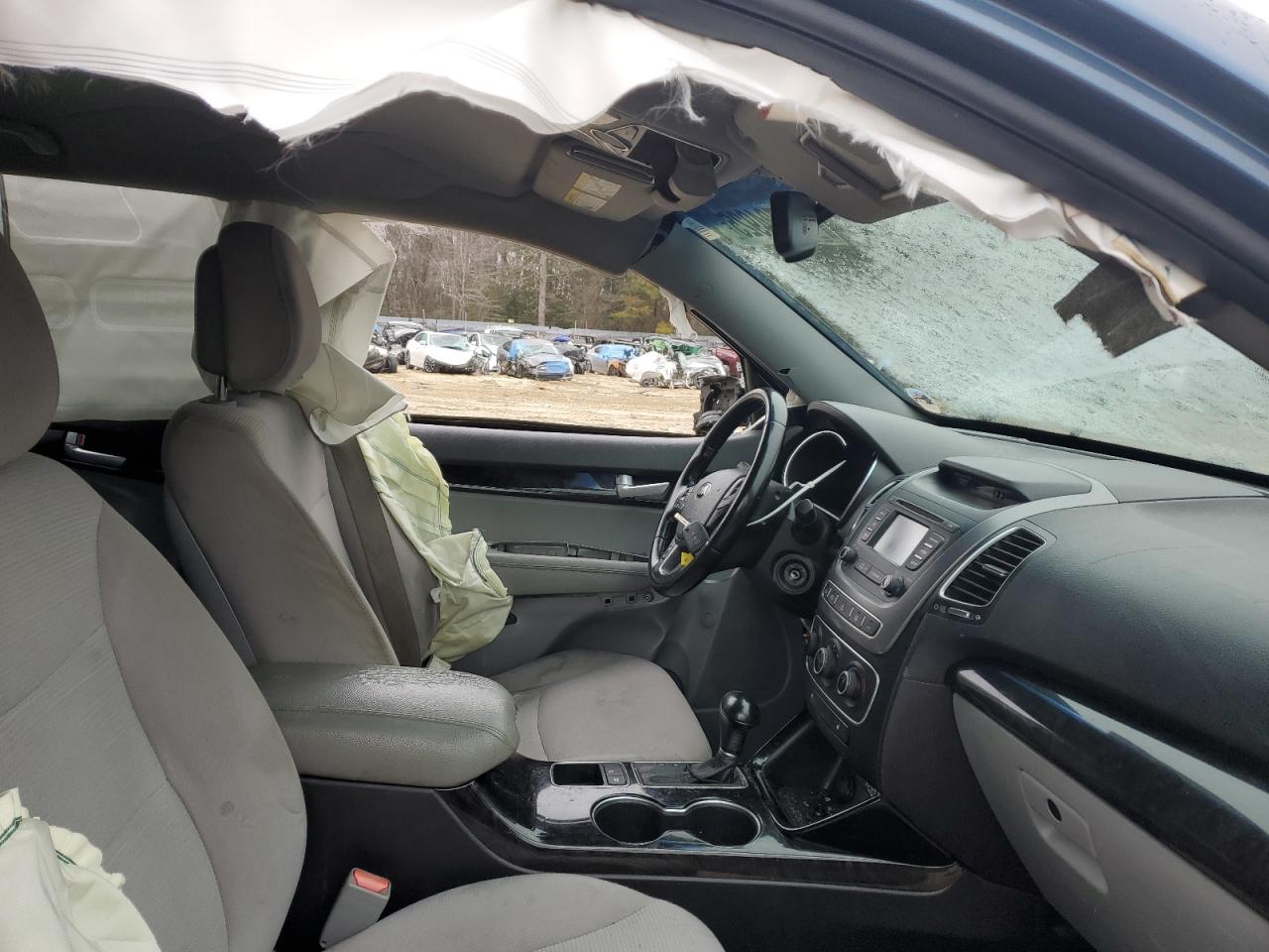 2014 Kia Sorento - Image 7