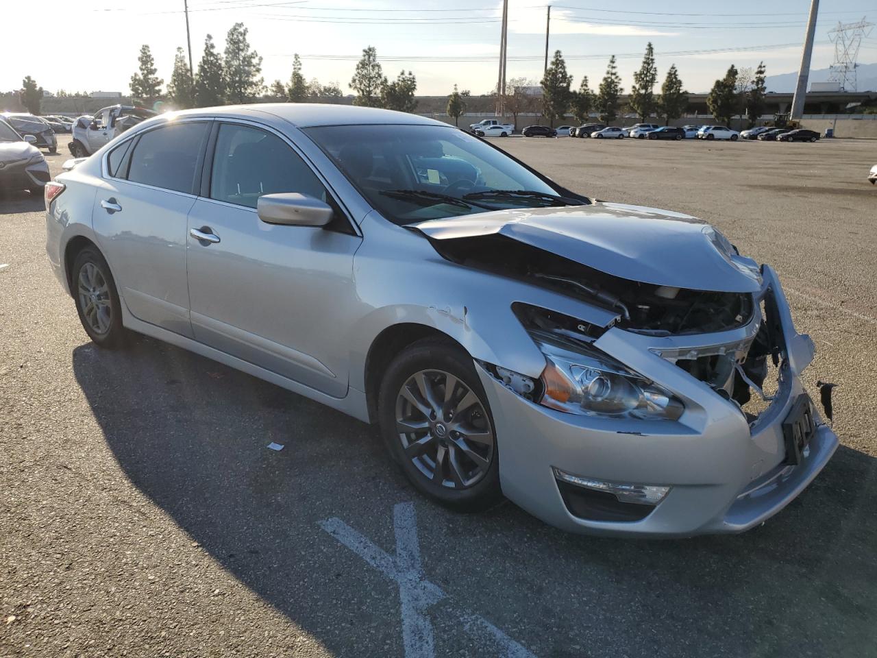 2015 Nissan Altima - Image 4