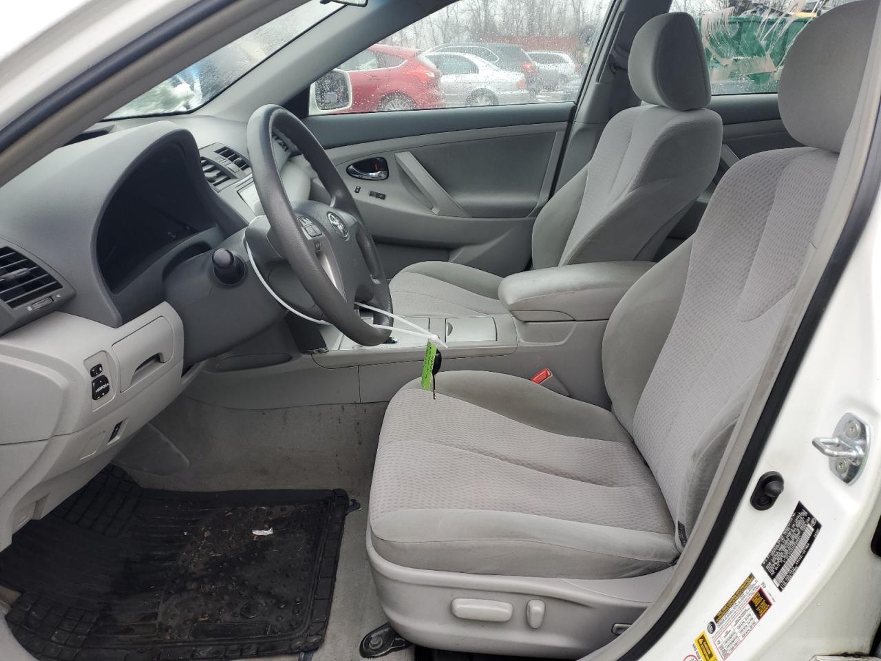 2010 Toyota Camry - Image 7