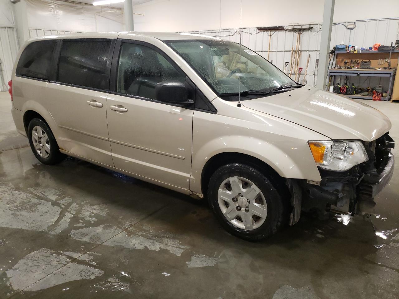2012 Dodge Caravan - Image 4