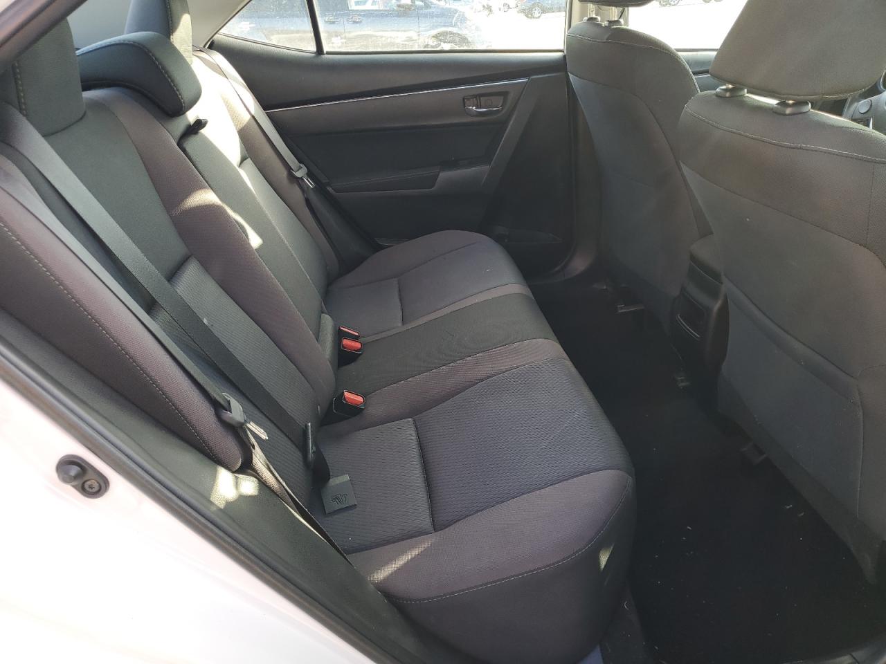 2018 Toyota Corolla - Image 10