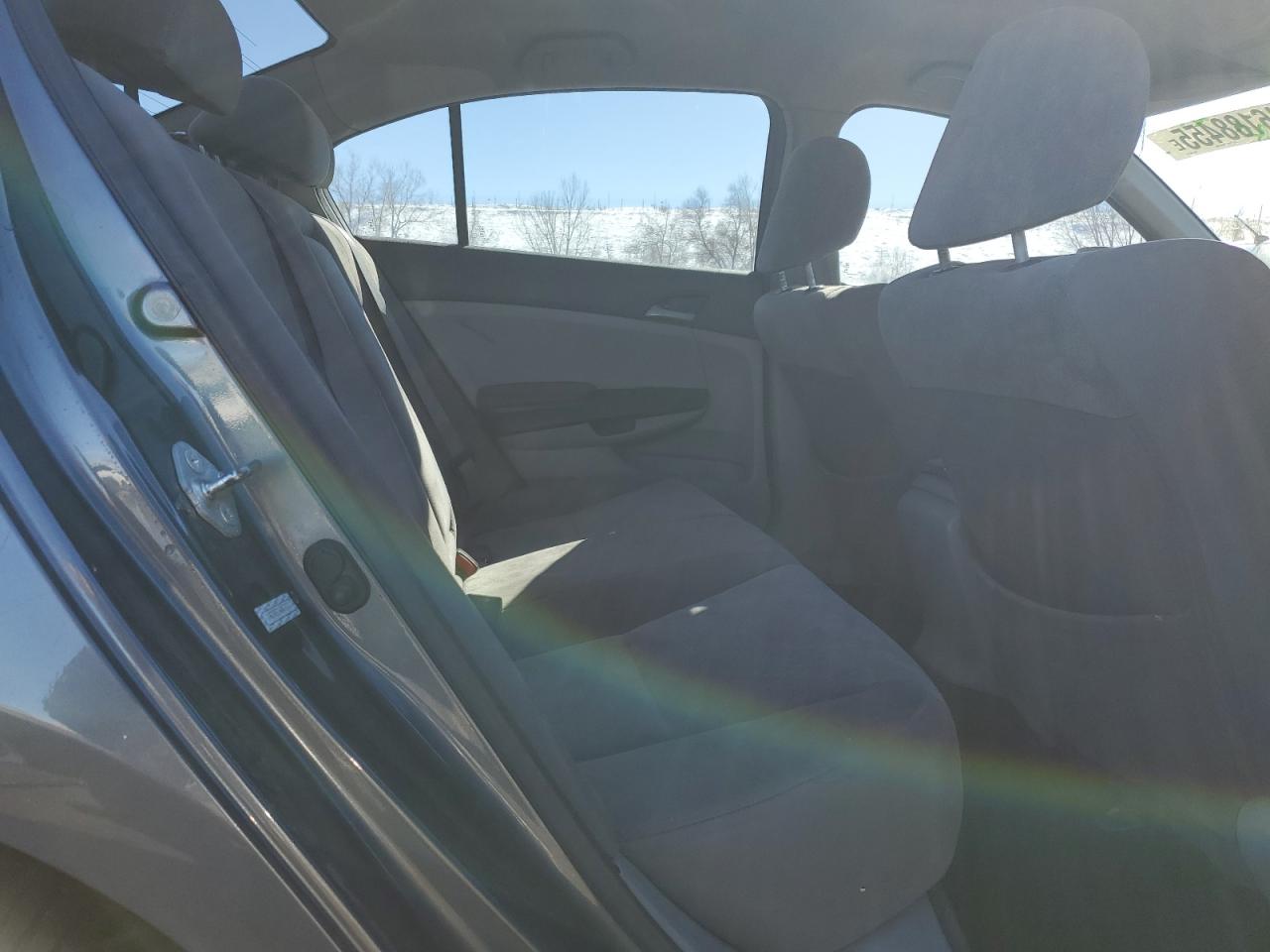 2010 Honda Accord - Image 10
