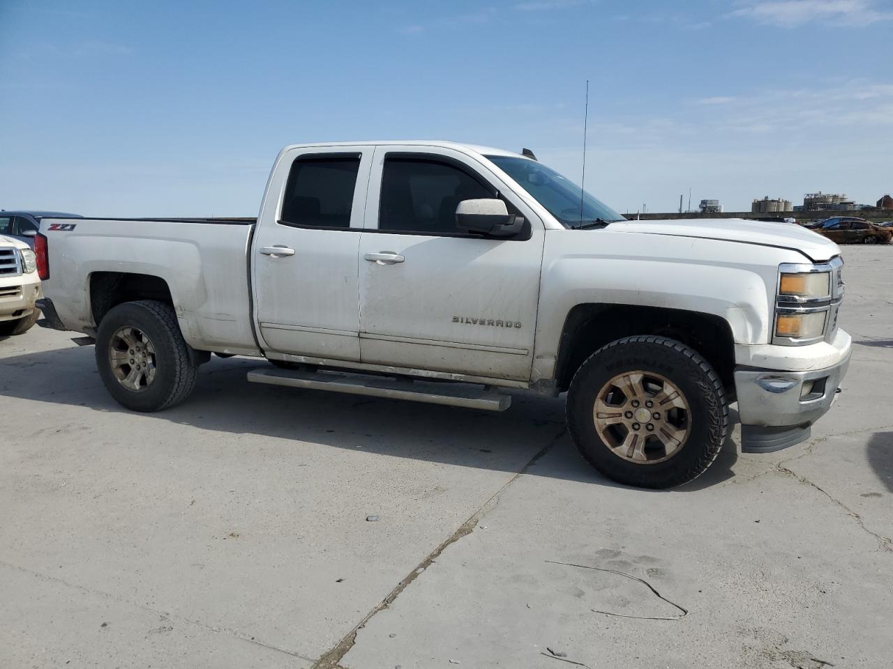 2015 Chevrolet Silverado - Image 4