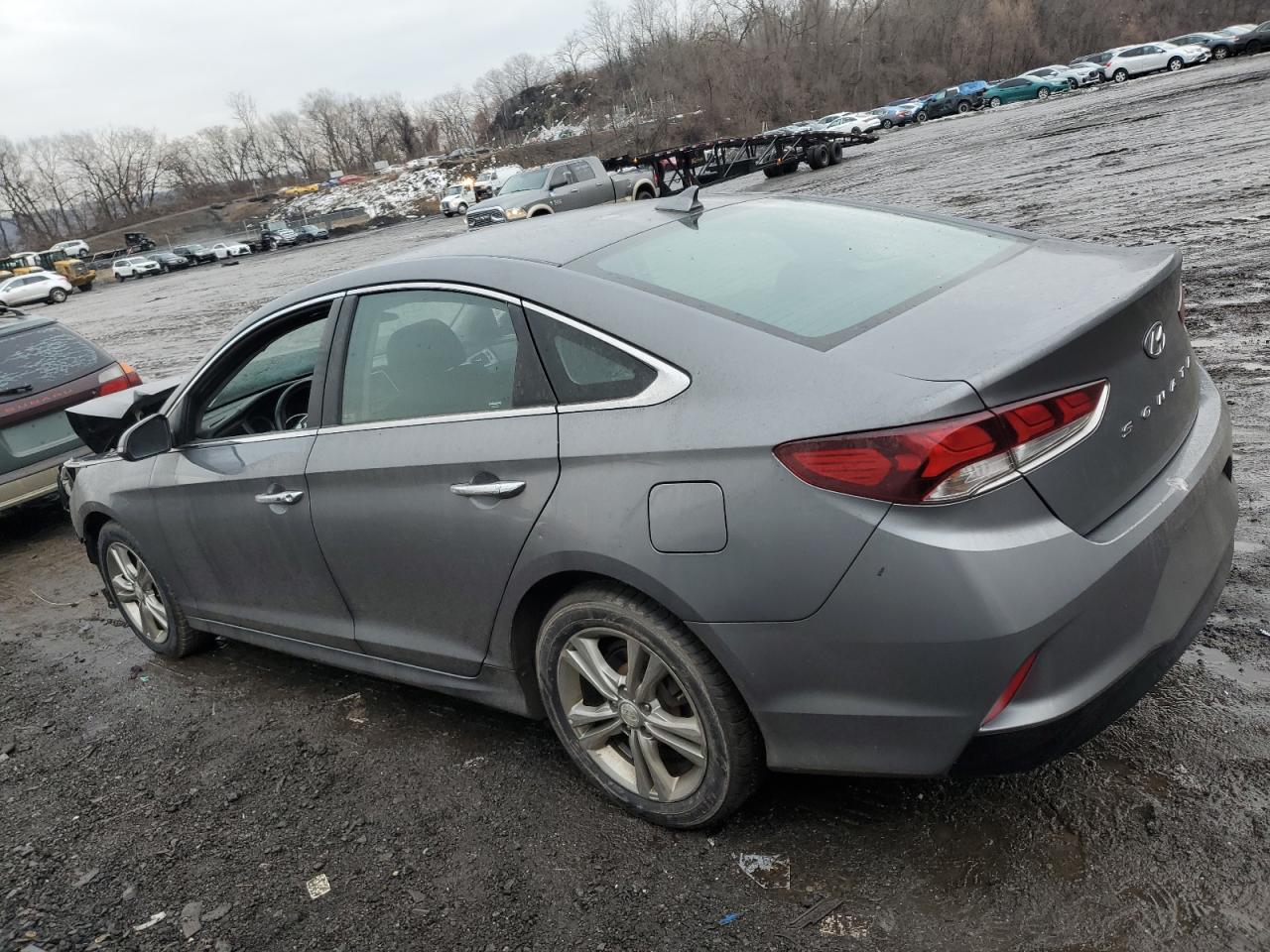 2018 Hyundai Sonata - Image 2