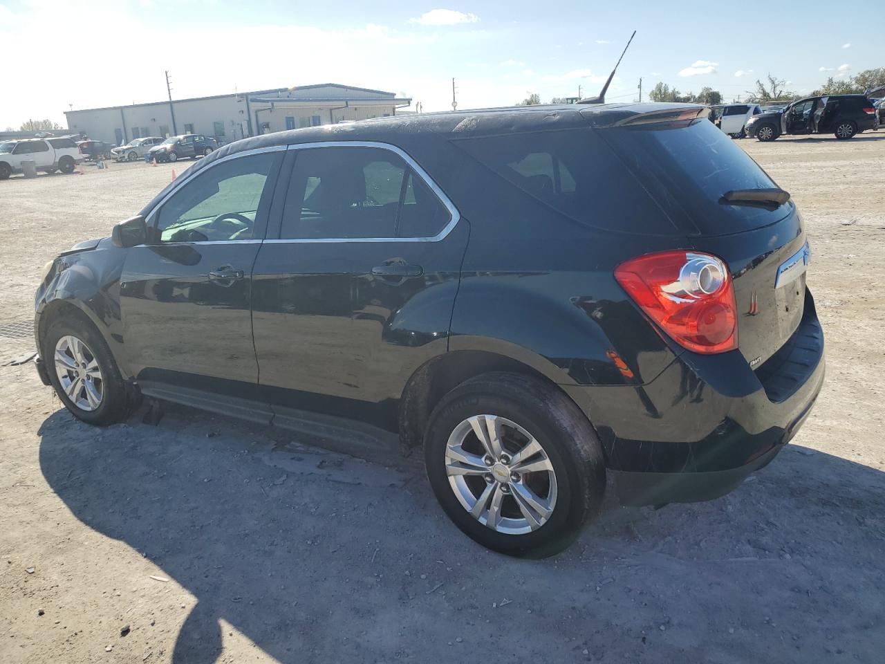 2011 Chevrolet Equinox - Image 2