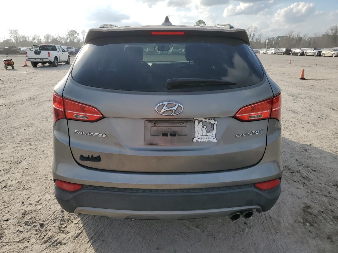 2013 Hyundai Santa Fe - Image 6