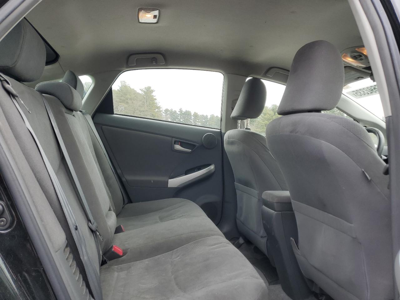 2010 Toyota Prius - Image 10