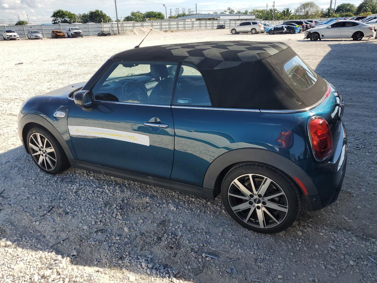 2021 MINI Cooper - Image 2