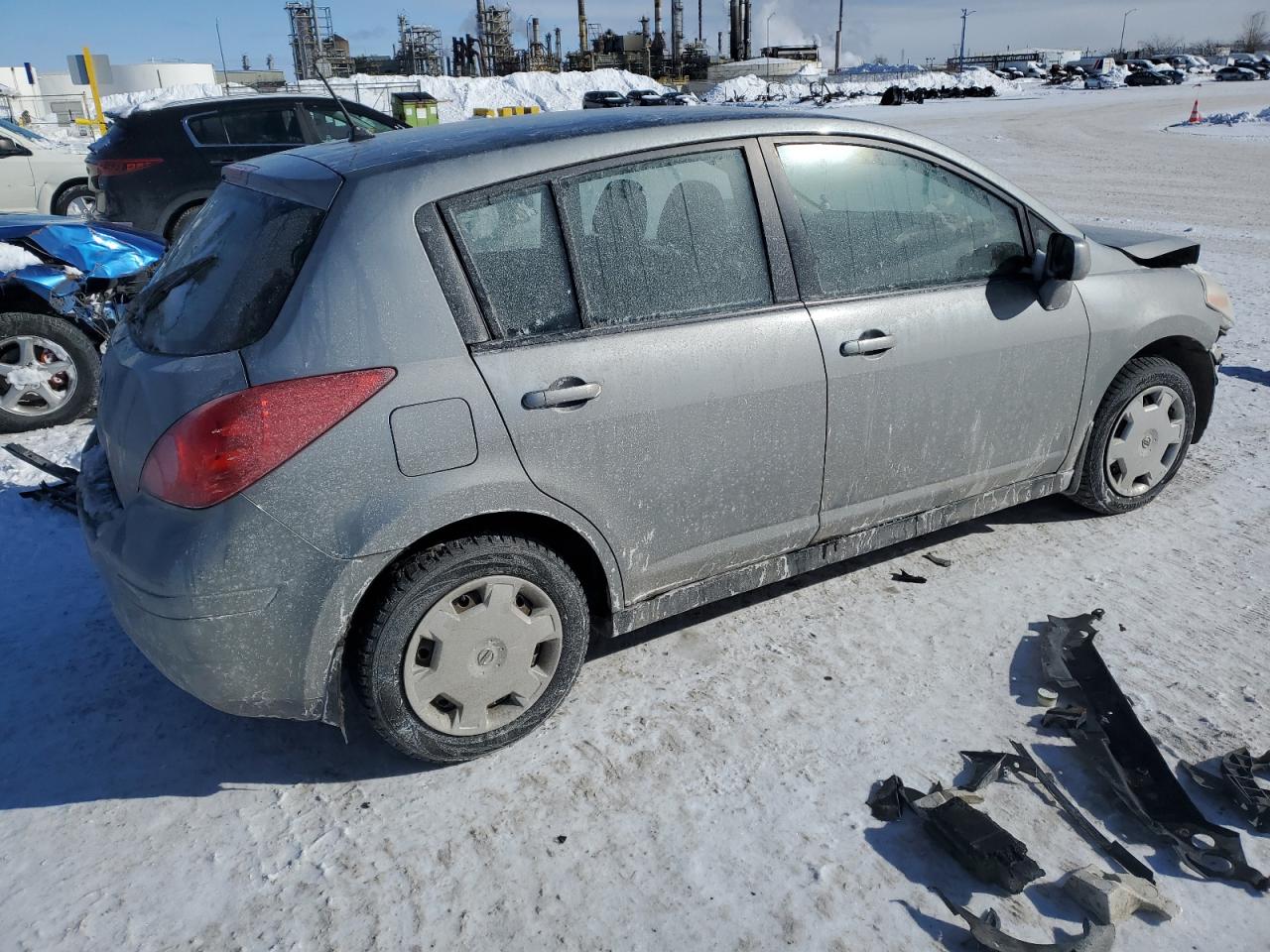 2009 Nissan Versa - Image 3