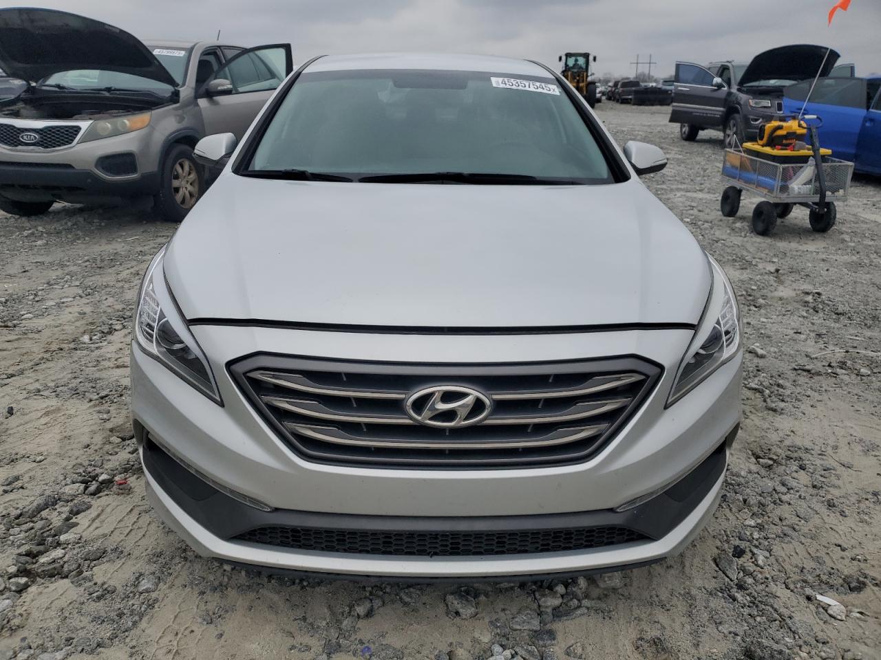 2016 Hyundai Sonata - Image 5