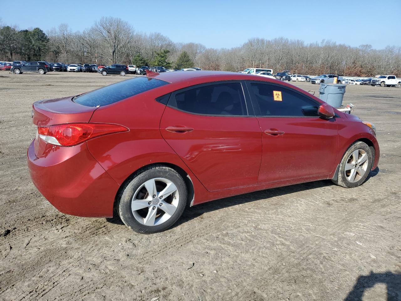 2013 Hyundai Elantra - Image 3