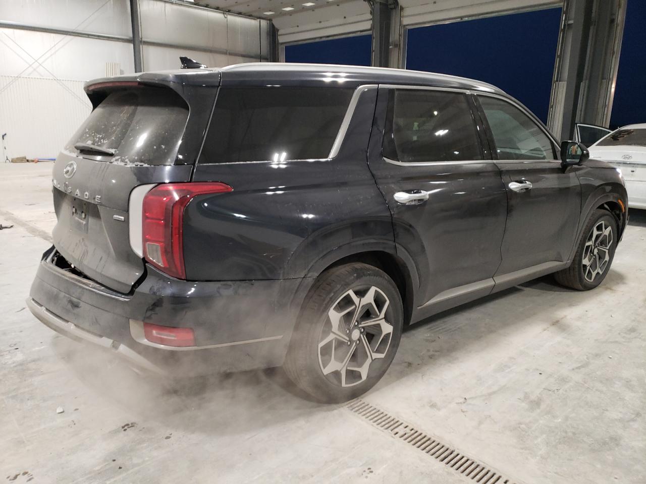 2022 Hyundai Palisade - Image 3
