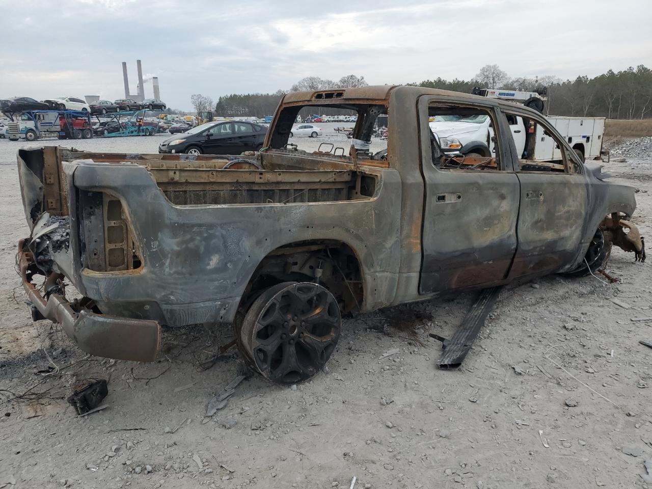 2020 RAM 1500 - Image 3