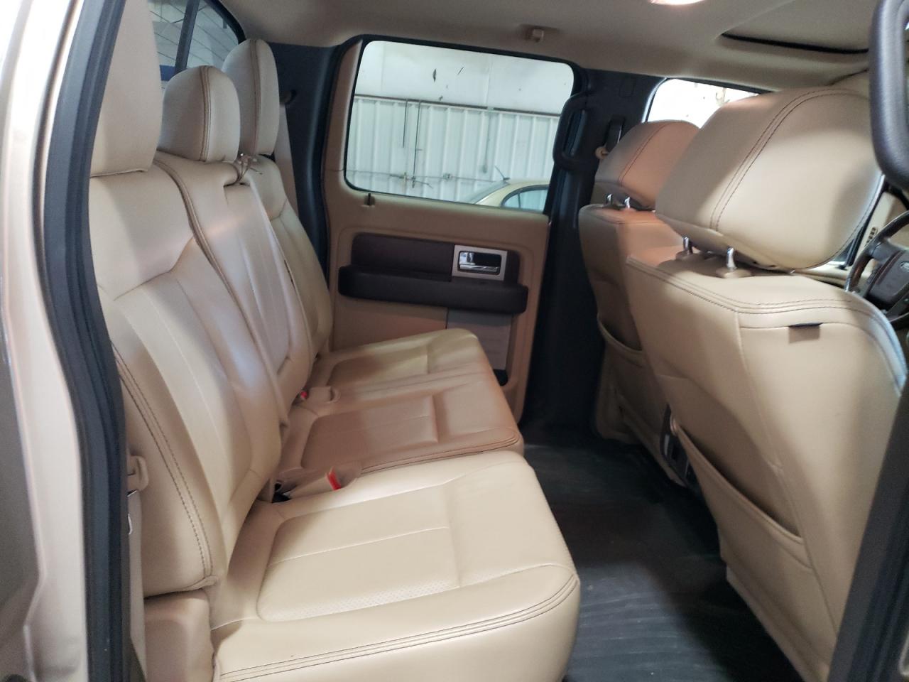 2012 Ford F-150 - Image 10