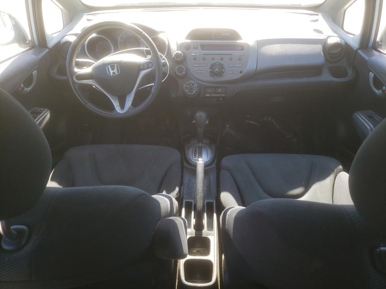 2010 Honda Fit - Image 8
