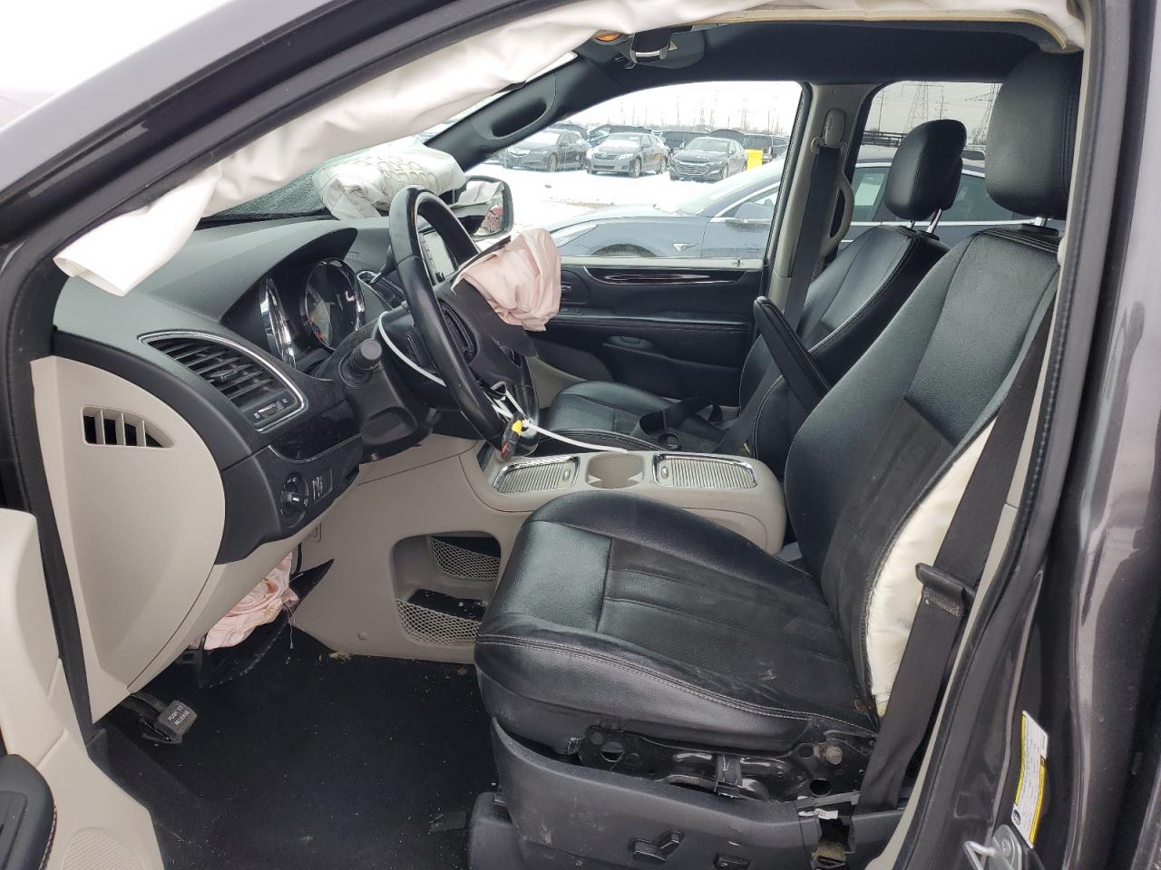 2019 Dodge Caravan - Image 7