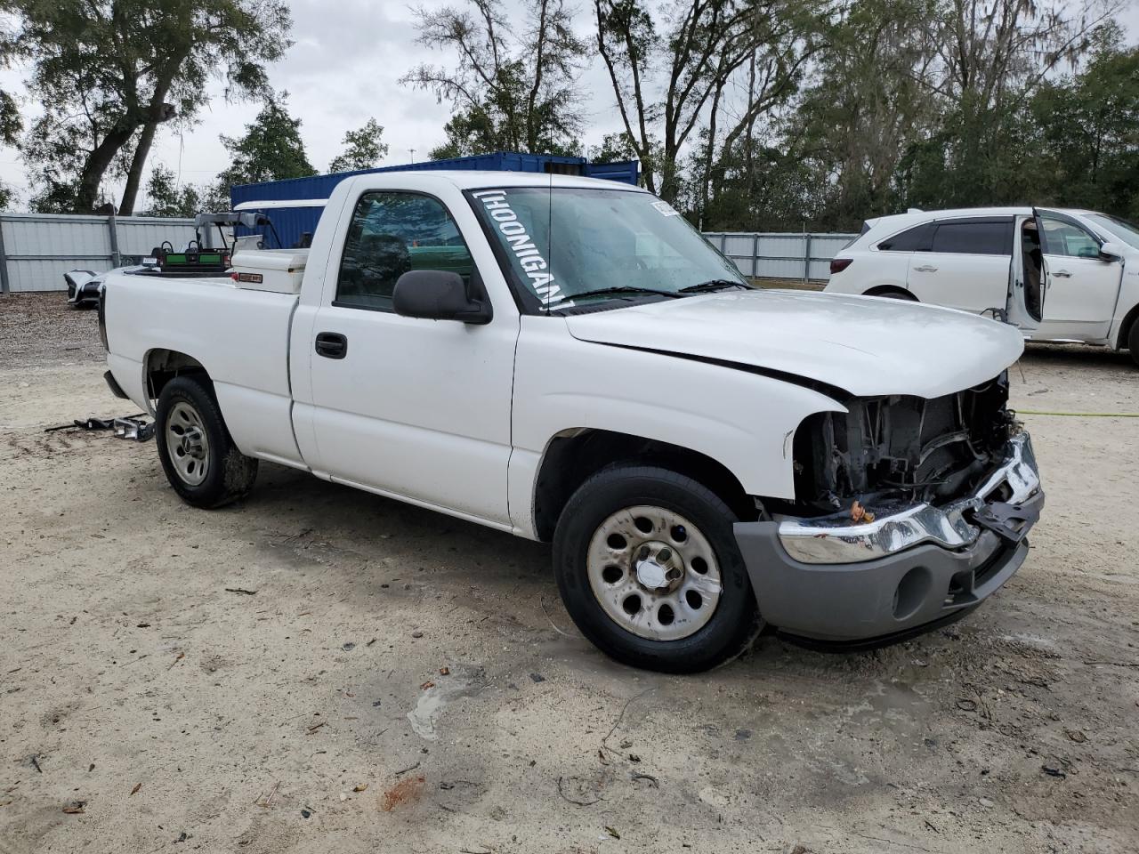 2006 GMC Sierra - Image 4