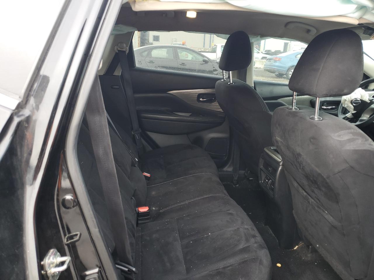 2018 Nissan Murano - Image 11