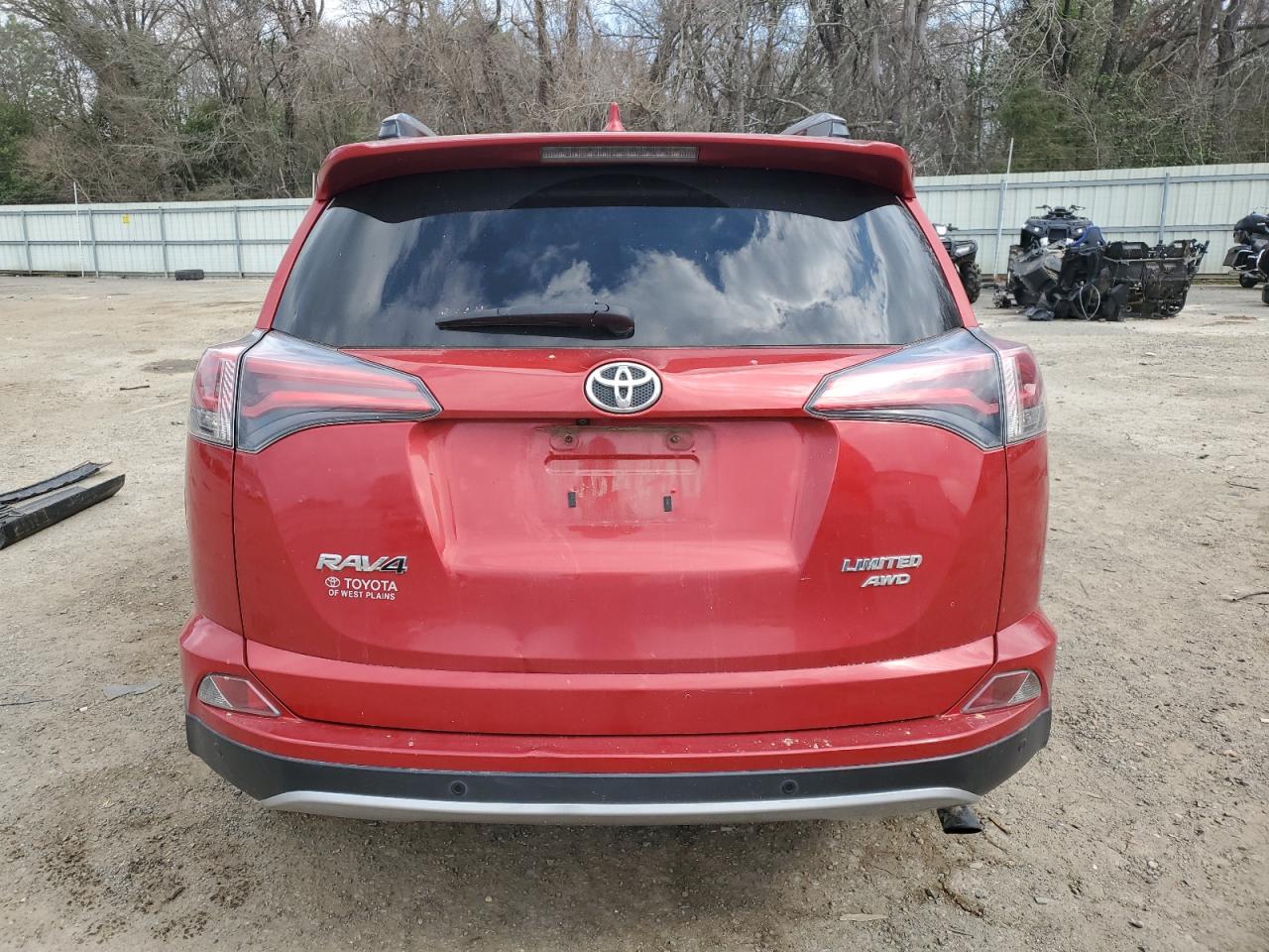 2017 Toyota RAV 4 - Image 6