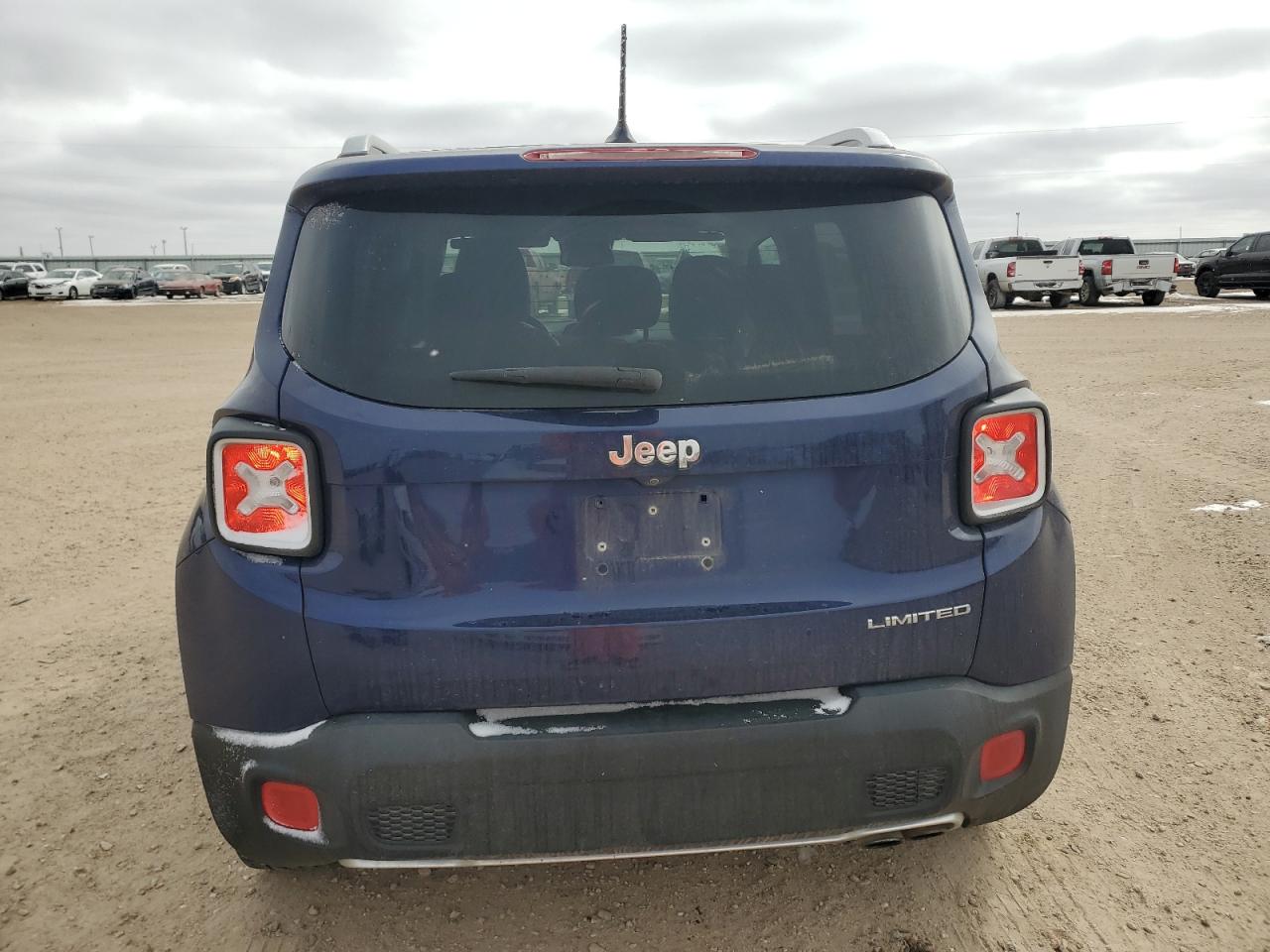 2016 Jeep Renegade - Image 6