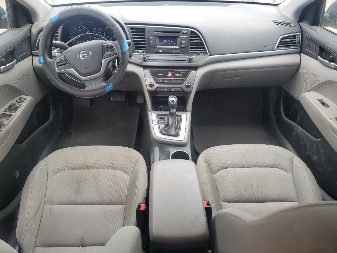 2017 Hyundai Elantra - Image 8