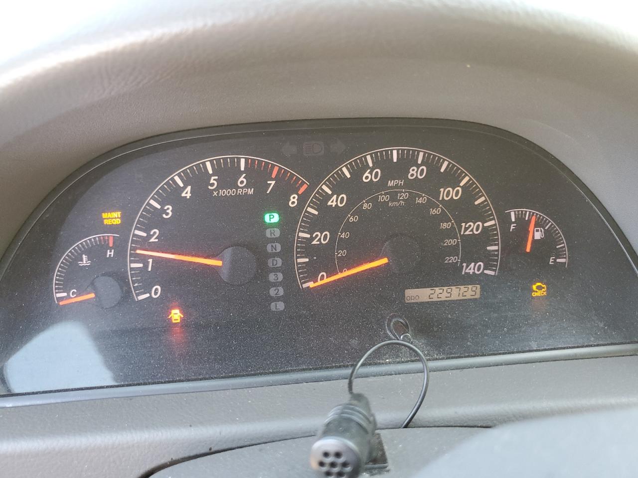 2005 Toyota Camry - Image 9