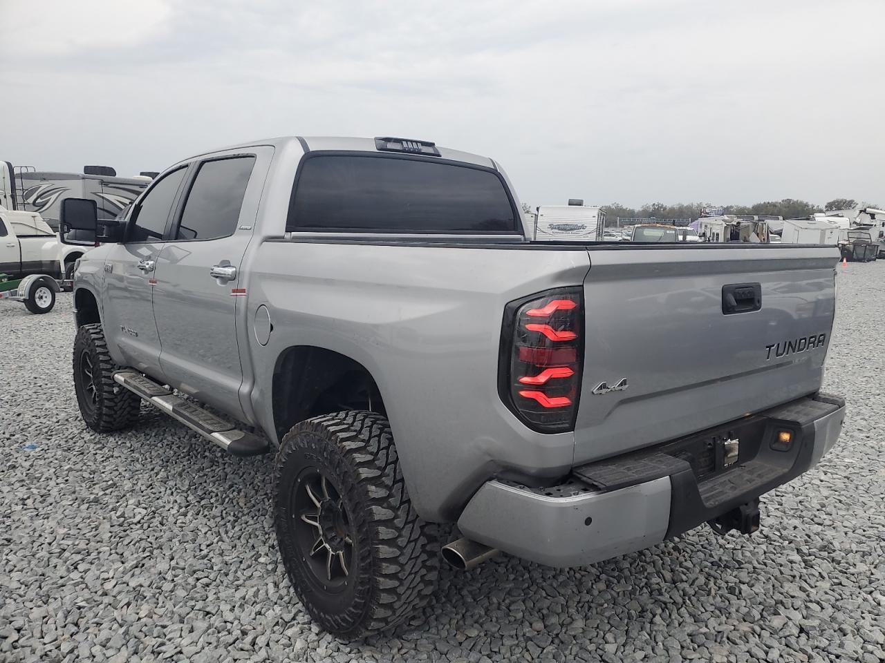 2015 Toyota Tundra - Image 3